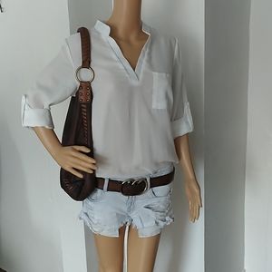 Super Cute Outfit with American Eagle Shorts